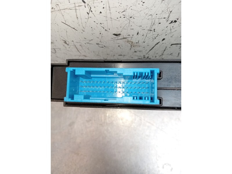 Recambio de modulo electronico para bmw x1 (e84) sdrive 18 d referencia OEM IAM 9016702366 6135 93297801 504F12F07 2009