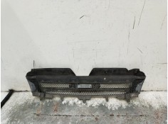 Recambio de rejilla delantera para iveco daily iv caja/chasis 55s18w referencia OEM IAM   2006 2