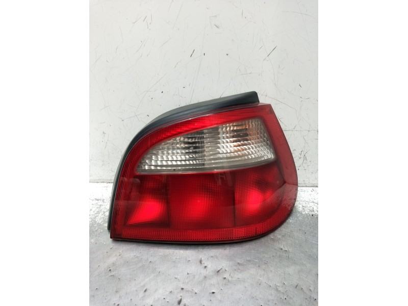 Recambio de piloto trasero derecho para renault megane i (ba0/1_) 1.9 dti (ba1u) referencia OEM IAM   1999