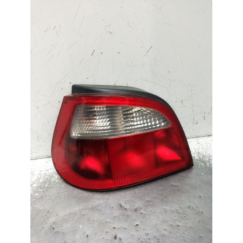 Recambio de piloto trasero izquierdo para renault megane i (ba0/1_) 1.9 dti (ba1u) referencia OEM IAM   1999