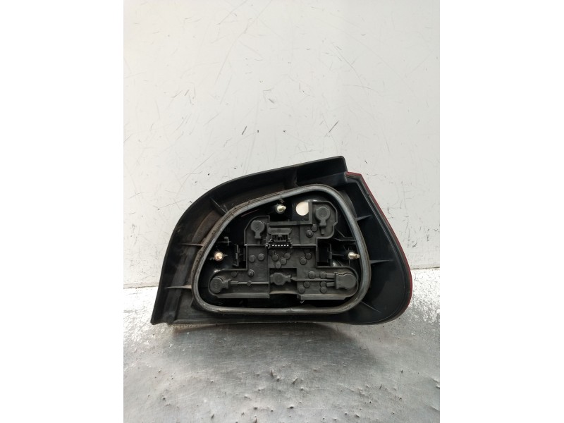 Recambio de piloto trasero izquierdo para renault megane i (ba0/1_) 1.9 dti (ba1u) referencia OEM IAM   1999