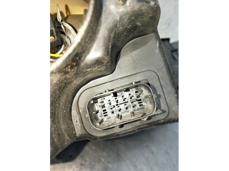 Recambio de faro izquierdo para iveco daily iv caja/chasis 55s18w referencia OEM IAM 69500013  2006