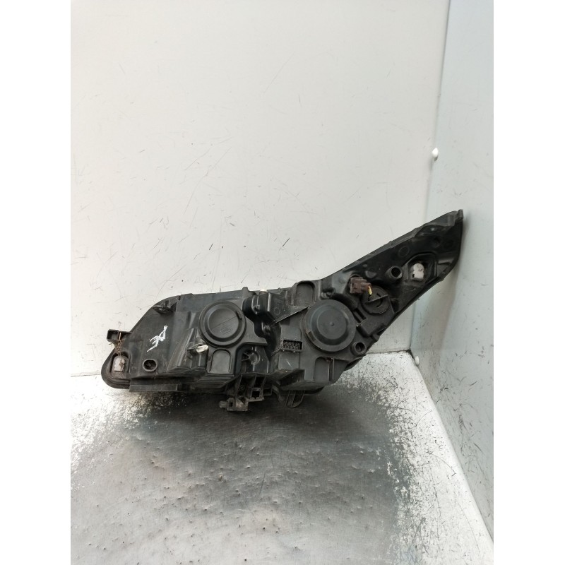 Recambio de faro derecho para citroën c4 coupé (la_) 1.6 hdi referencia OEM IAM 9646893880 89009406 89900032 2006