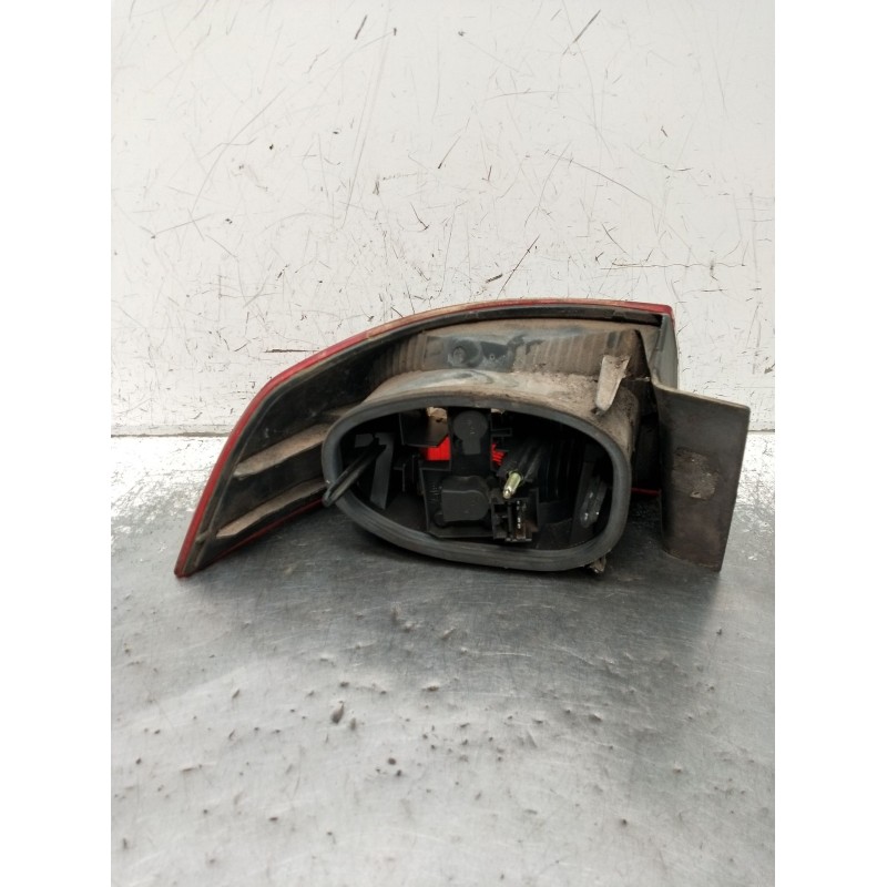 Recambio de piloto trasero derecho para renault laguna ii (bg0/1_) 2.0 16v (bg00, bg0k, bg0p, bg0w) referencia OEM IAM   2002
