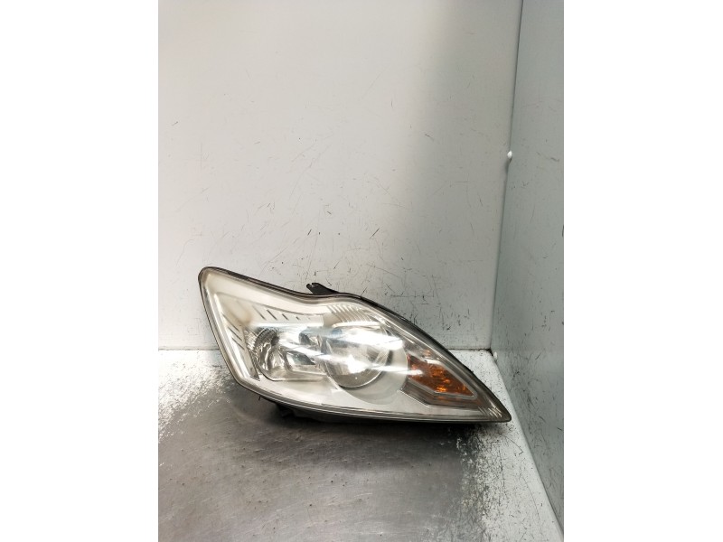Recambio de faro derecho para ford focus ii (da_, hcp, dp) 1.6 tdci referencia OEM IAM 8M5113W029AD  2005