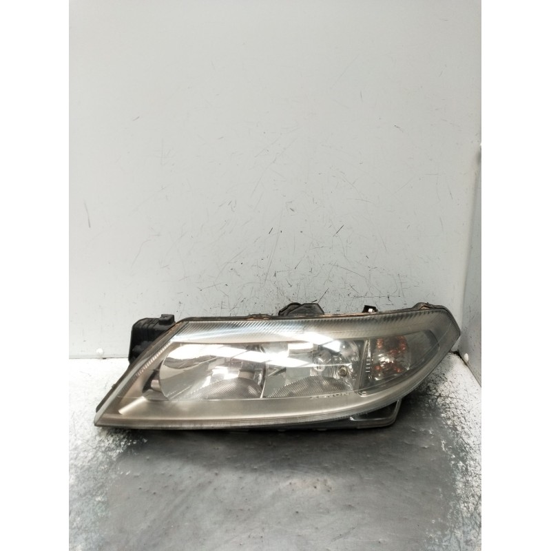 Recambio de faro izquierdo para renault laguna ii (bg0/1_) 2.0 16v (bg00, bg0k, bg0p, bg0w) referencia OEM IAM 8200163323 890351