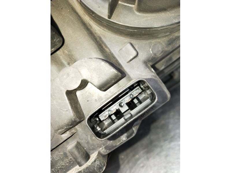 Recambio de faro izquierdo para renault laguna ii (bg0/1_) 2.0 16v (bg00, bg0k, bg0p, bg0w) referencia OEM IAM 8200163323 890351