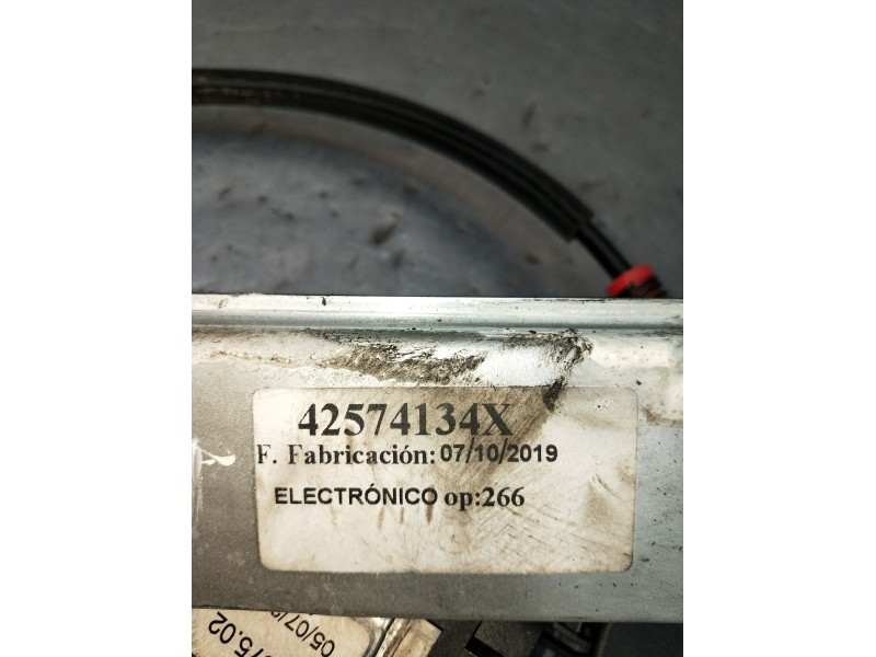 Recambio de elevalunas delantero izquierdo para iveco daily iv caja/chasis 55s18w referencia OEM IAM 42574134X 2P 2006