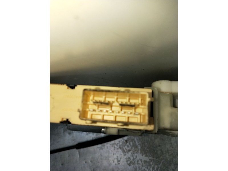 Recambio de elevalunas delantero derecho para citroën c4 coupé (la_) 1.6 hdi referencia OEM IAM 9681576780 3P 2006
