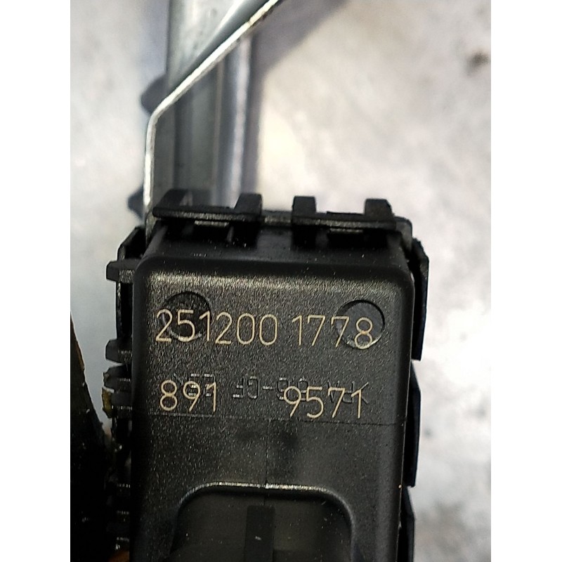 Recambio de elevalunas delantero izquierdo para opel astra h gtc (a04) 1.7 cdti (l08) referencia OEM IAM 2512001778 3P 2007