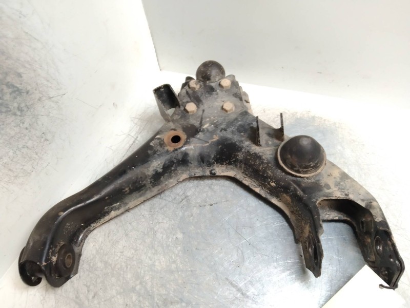 Recambio de brazo suspension inferior delantero derecho para ssangyong musso referencia OEM IAM   