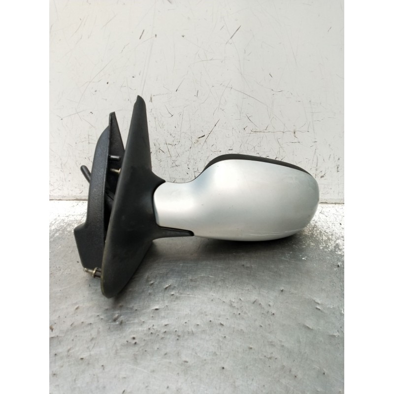 Recambio de retrovisor izquierdo para renault megane i (ba0/1_) 1.9 dti (ba1u) referencia OEM IAM  MANUAL 1999