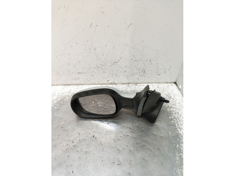 Recambio de retrovisor izquierdo para renault megane i (ba0/1_) 1.9 dti (ba1u) referencia OEM IAM  MANUAL 1999