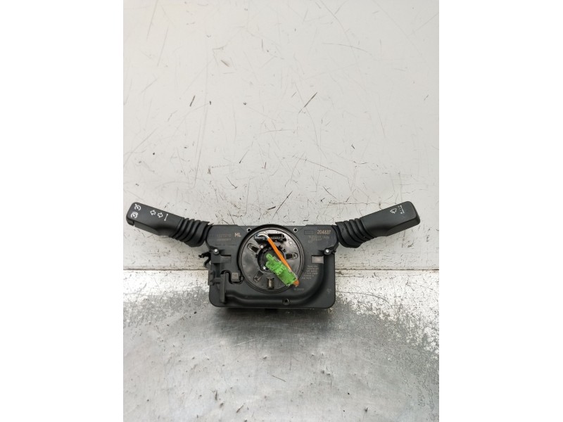 Recambio de mando luces para opel astra h gtc (a04) 1.7 cdti (l08) referencia OEM IAM 204837  2007