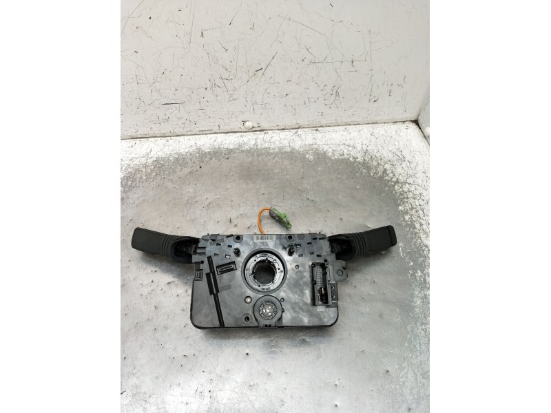 Recambio de mando luces para opel astra h gtc (a04) 1.7 cdti (l08) referencia OEM IAM 204837  2007