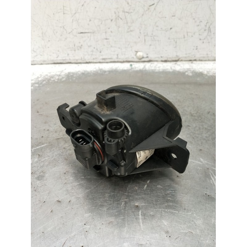 Recambio de faro antiniebla derecho para renault laguna ii (bg0/1_) 2.0 16v (bg00, bg0k, bg0p, bg0w) referencia OEM IAM 82000002