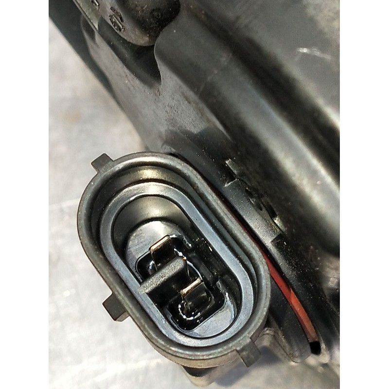 Recambio de faro antiniebla derecho para renault laguna ii (bg0/1_) 2.0 16v (bg00, bg0k, bg0p, bg0w) referencia OEM IAM 82000002