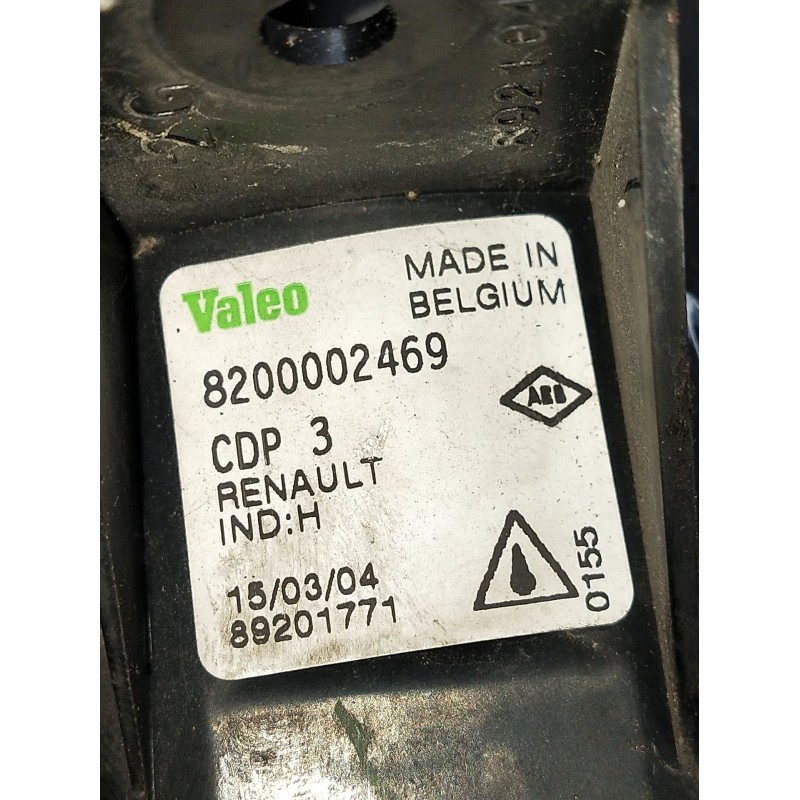 Recambio de faro antiniebla izquierdo para renault laguna ii (bg0/1_) 2.0 16v (bg00, bg0k, bg0p, bg0w) referencia OEM IAM 820000