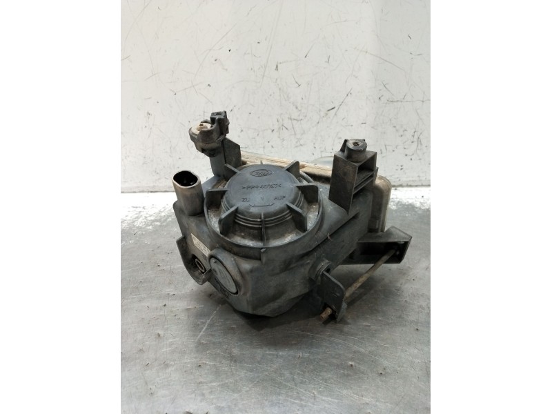 Recambio de faro antiniebla derecho para opel vectra c gts (z02) 2.2 dti 16v (f68) referencia OEM IAM   2003
