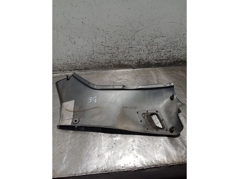 Recambio de moldura para honda st st 1100 pan european (sc26) referencia OEM IAM   DERECHO