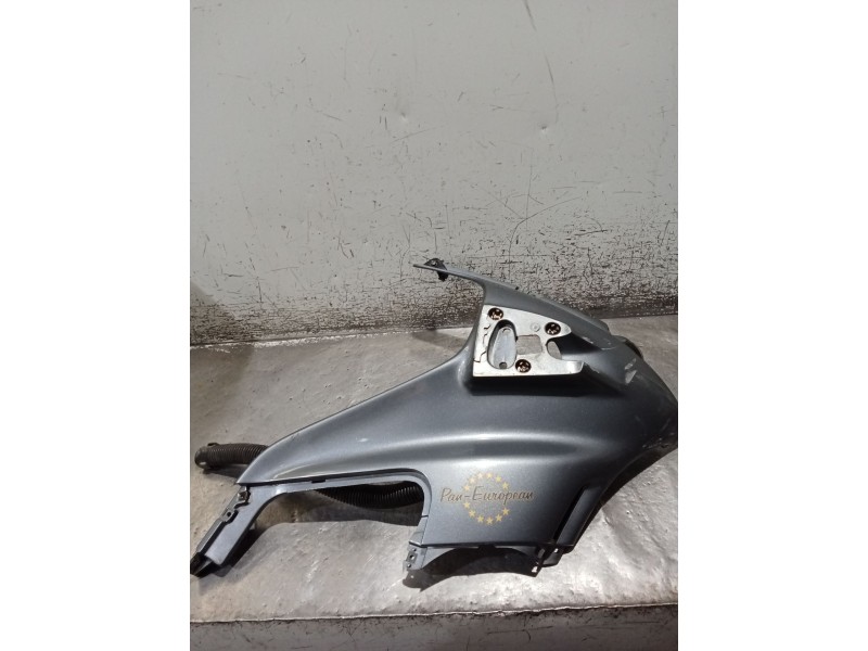 Recambio de moldura para honda st st 1100 pan european (sc26) referencia OEM IAM   DERECHO