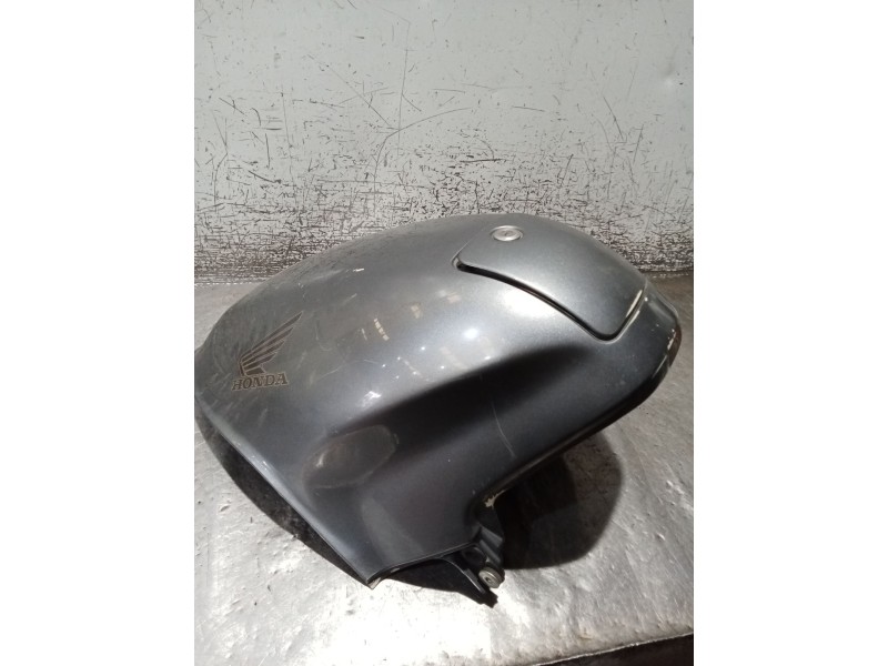 Recambio de moldura para honda st st 1100 pan european (sc26) referencia OEM IAM   MOLDURA DEPOSITO