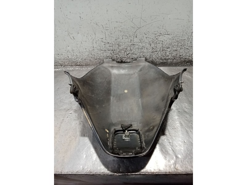Recambio de moldura para honda st st 1100 pan european (sc26) referencia OEM IAM   MOLDURA DEPOSITO