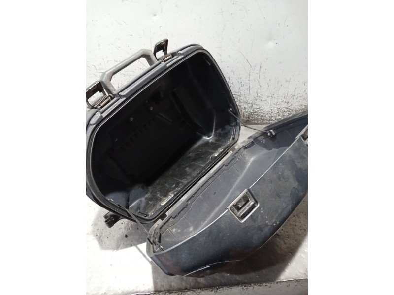 Recambio de portaequipajes para honda st st 1100 pan european (sc26) referencia OEM IAM   IZQUIERDO