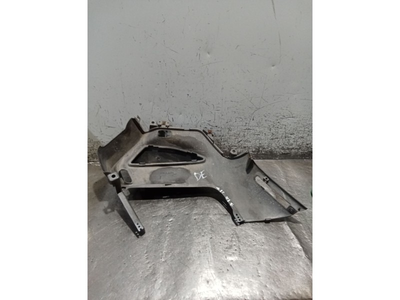 Recambio de moldura para honda st st 1100 pan european (sc26) referencia OEM IAM   DERECHO