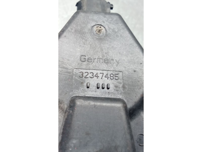 Recambio de pinza freno trasera derecha para audi a4 ber. (b8) s line sportpaket / plus referencia OEM IAM 32347485 TRW ELECTRIC