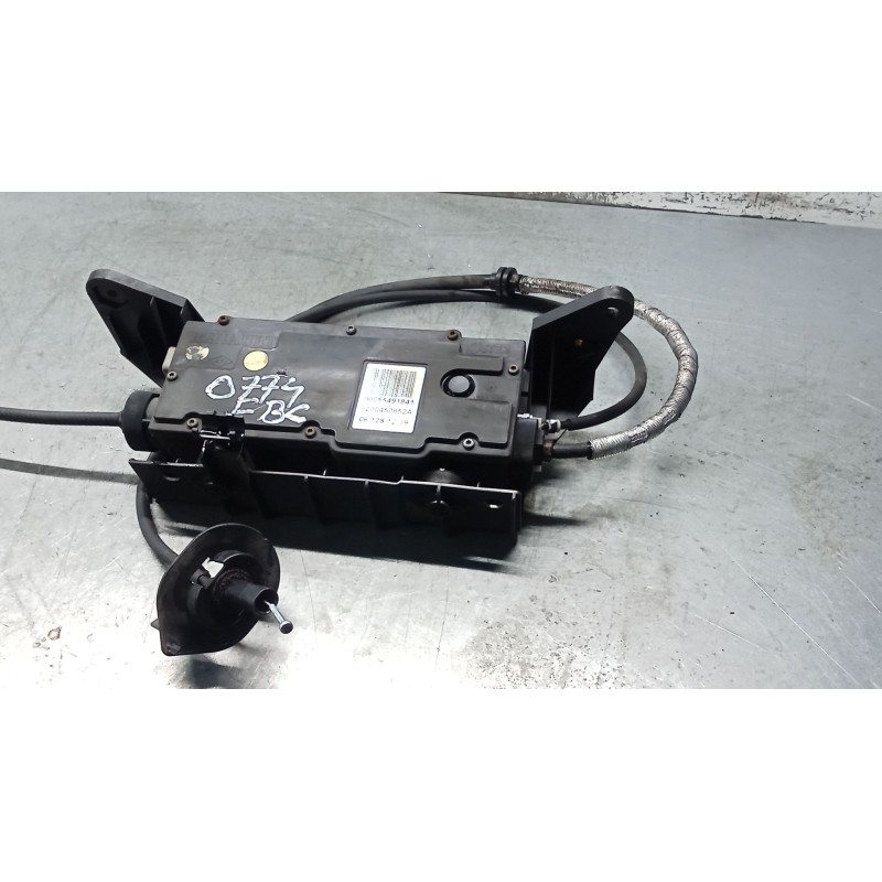 Recambio de freno de mano electrico para renault grand scénic ii (jm0/1_) 1.9 dci (jm14) referencia OEM IAM 8200450852A  VER FOT
