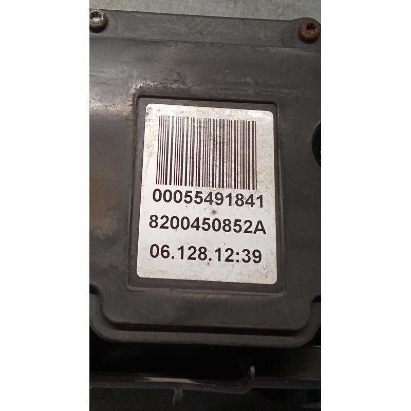 Recambio de freno de mano electrico para renault grand scénic ii (jm0/1_) 1.9 dci (jm14) referencia OEM IAM 8200450852A  VER FOT