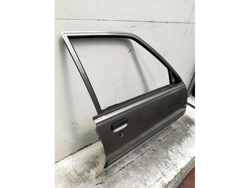 Recambio de puerta delantera derecha para opel ascona c (j82) 2.0 i cat (f11, m11, f68, m68) referencia OEM IAM  4P 1986