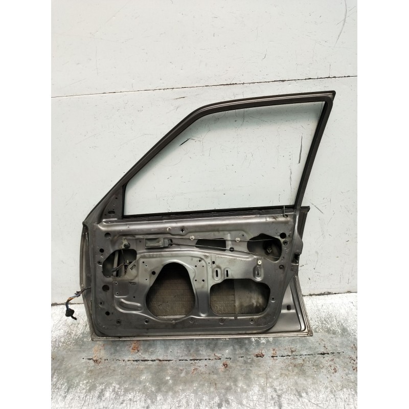 Recambio de puerta delantera derecha para opel ascona c (j82) 2.0 i cat (f11, m11, f68, m68) referencia OEM IAM  4P 1986