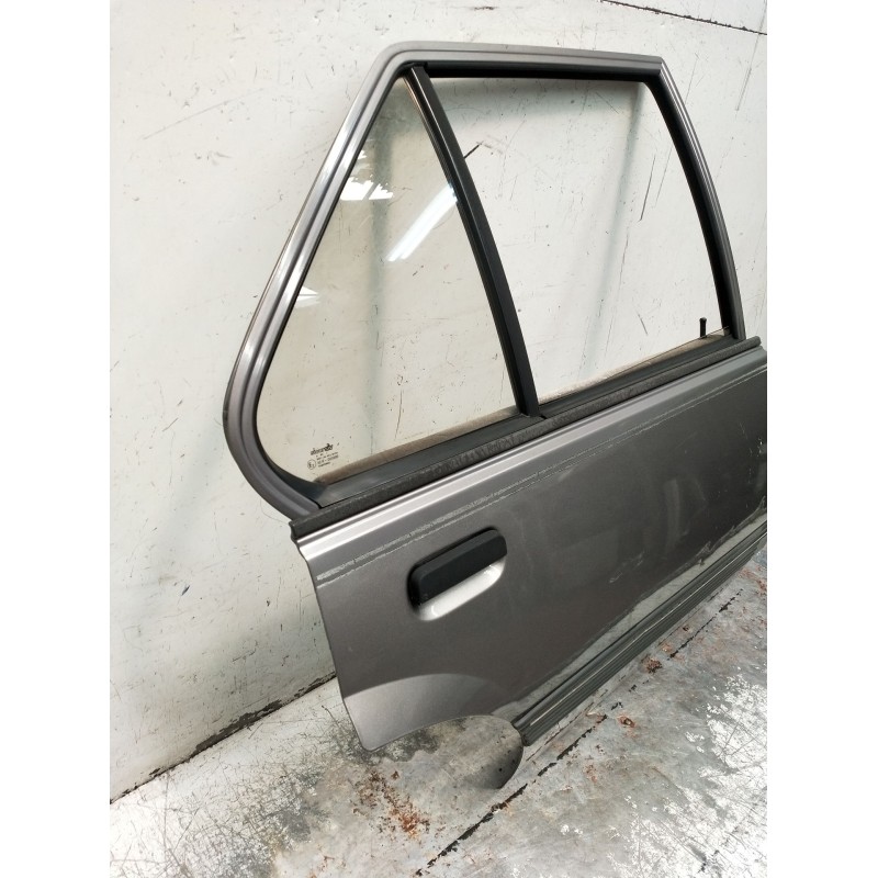 Recambio de puerta trasera derecha para opel ascona c (j82) 2.0 i cat (f11, m11, f68, m68) referencia OEM IAM  4P 1986