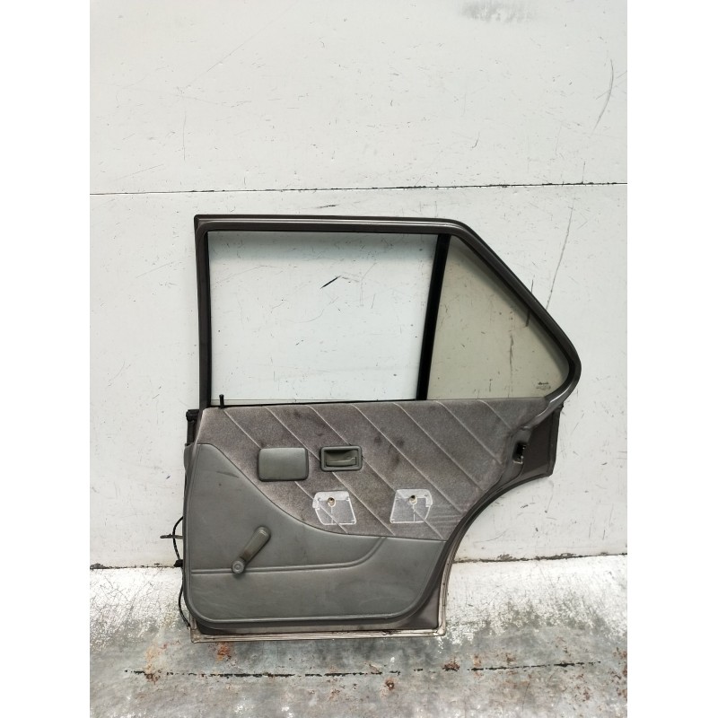 Recambio de puerta trasera derecha para opel ascona c (j82) 2.0 i cat (f11, m11, f68, m68) referencia OEM IAM  4P 1986