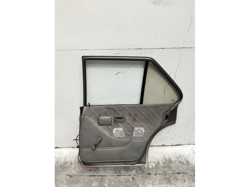 Recambio de puerta trasera derecha para opel ascona c (j82) 2.0 i cat (f11, m11, f68, m68) referencia OEM IAM  4P 1986