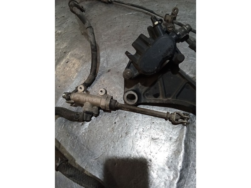Recambio de pinza freno trasera derecha para honda st st 1100 pan european (sc26) referencia OEM IAM   