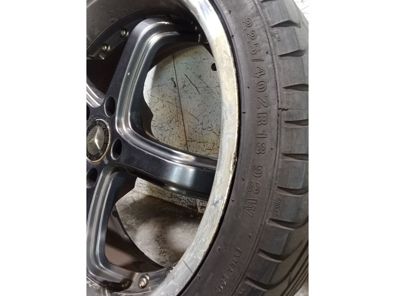 Recambio de juego llantas para mercedes-benz clase c (w206) c 200 d (206.003) referencia OEM IAM 225/40 R18 92W VER FOTOS 