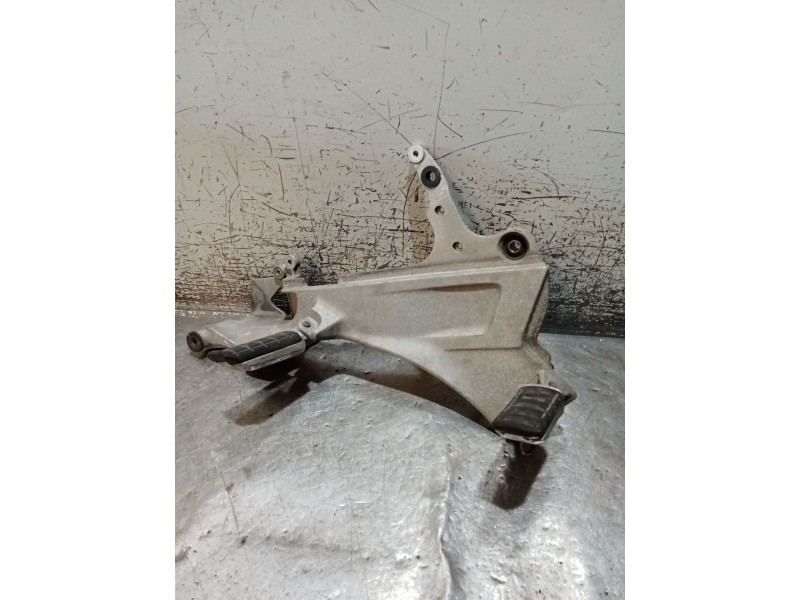 Recambio de estribos laterales para honda st st 1100 pan european (sc26) referencia OEM IAM   ESTRIBO