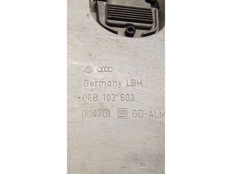 Recambio de carter para audi a4 b6 (8e2) 2.0 referencia OEM IAM 06B103603  01
