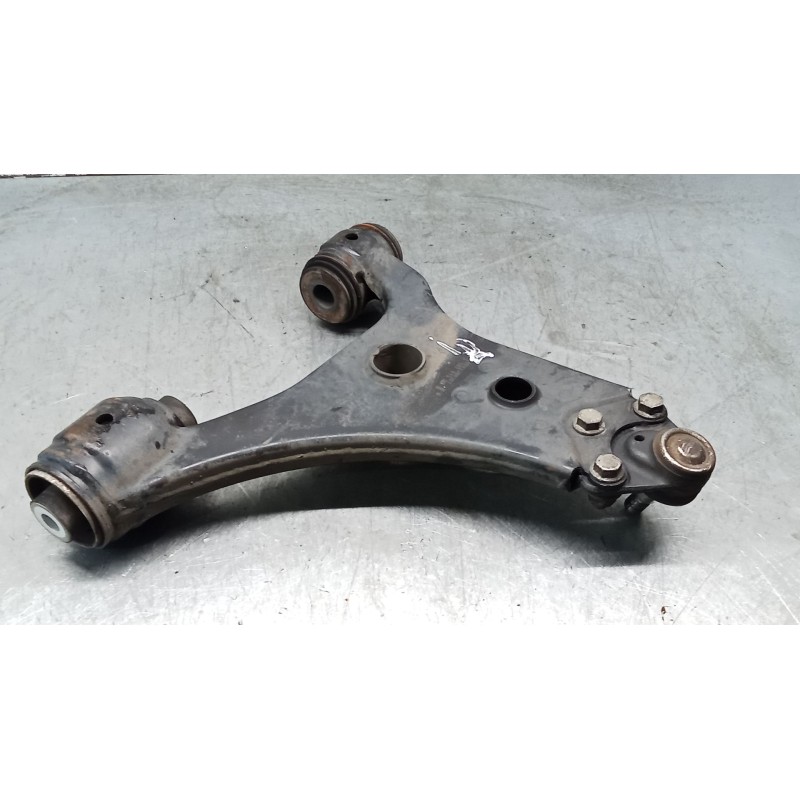 Recambio de brazo suspension inferior delantero derecho para mercedes-benz clase b sports tourer (w245) b 200 cdi (245.208) refe