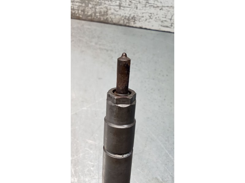 Recambio de inyector para mercedes-benz clase b sports tourer (w245) b 200 cdi (245.208) referencia OEM IAM A6400700787 04451101