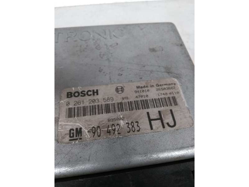 Recambio de centralita motor uce para opel omega b 3.0 v6 cat (x 30 xe) referencia OEM IAM 0261203589 90492383 HJ