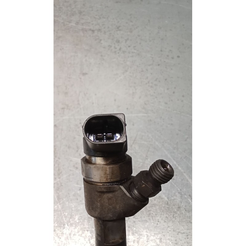 Recambio de inyector para mercedes-benz clase b sports tourer (w245) b 200 cdi (245.208) referencia OEM IAM A6400700787 04451101