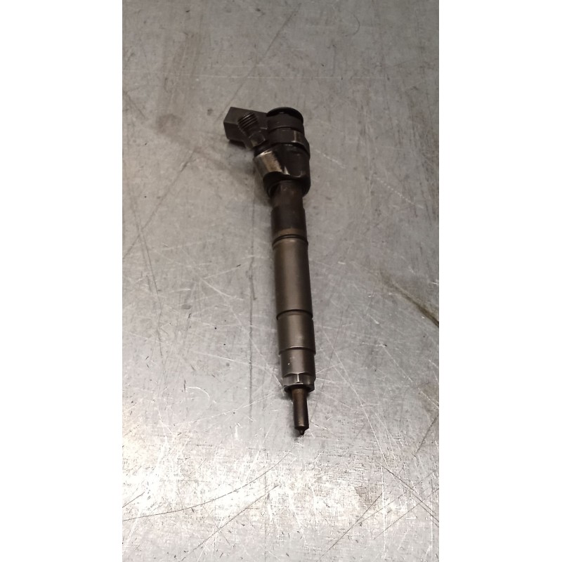 Recambio de inyector para mercedes-benz clase b sports tourer (w245) b 200 cdi (245.208) referencia OEM IAM A6400700787 04451101