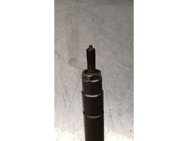 Recambio de inyector para mercedes-benz clase b sports tourer (w245) b 200 cdi (245.208) referencia OEM IAM A6400700787 04451101