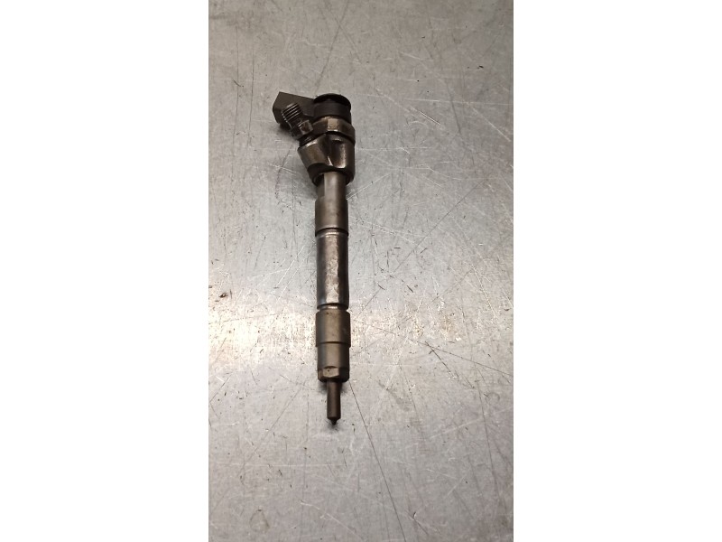Recambio de inyector para mercedes-benz clase b sports tourer (w245) b 200 cdi (245.208) referencia OEM IAM A6400700787 04451101