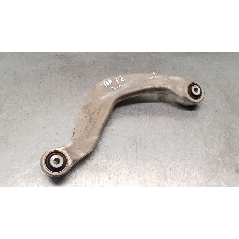 Recambio de brazo suspension superior trasero izquierdo para audi a4 ber. (b8) s line sportpaket / plus referencia OEM IAM 8K050