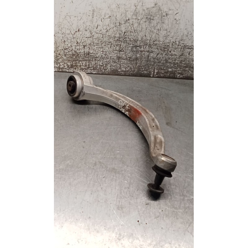 Recambio de brazo suspension inferior delantero derecho para audi a4 ber. (b8) s line sportpaket / plus referencia OEM IAM 8K040